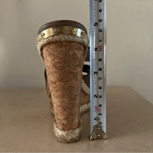 JIMMY CHOO | Brown Strappy Cork Leather & Raffia Wedge Sandals NIB Spain Sz 7.5 - Picture 14 of 15